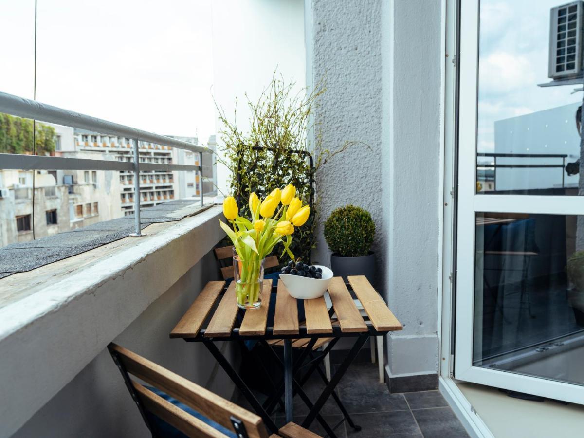 Amazing View - Location - Old Town Apartment *
